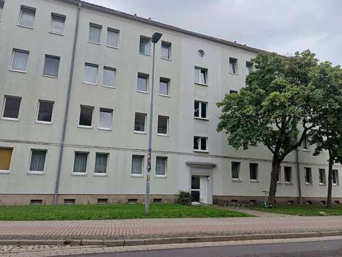 Foto - Wohnung zum Mieten in Merseburg 337,00 € 51.64 m²