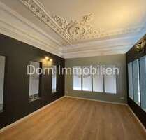 Haus zum Kaufen in Glauchau 1.990.000,00 € 1201.48 m²