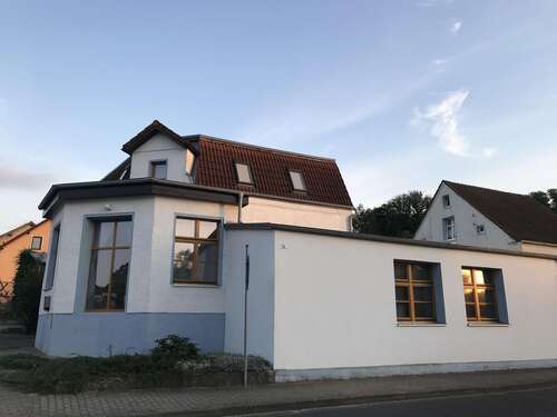 Foto - Haus zum Kaufen in Waldsieversdorf bei Buckow Märk.Schweiz 390.000,00 € 230 m²