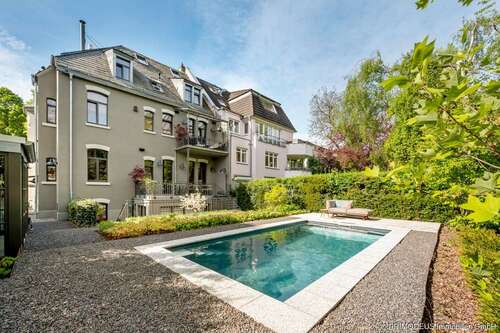 Foto - Haus zum Kaufen in Frankfurt 5.850.000,00 € 421.89 m²