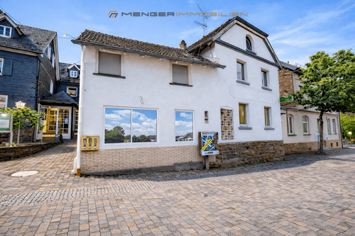 Foto - Haus zum Kaufen in Waldbröl 299.000,00 € 345 m²