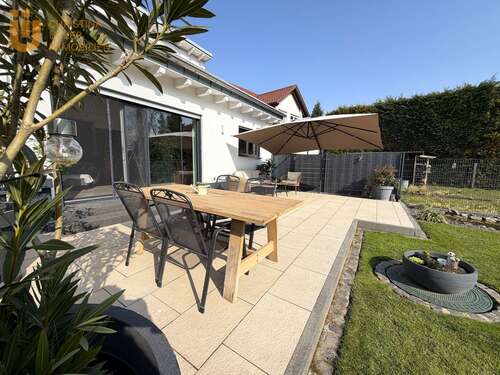 Foto - Haus zum Kaufen in Dietzenbach 1.234.000,00 € 455.32 m²