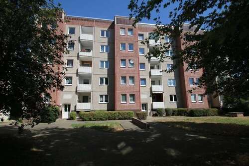 Foto - Wohnung zum Mieten in Magdeburg 355,03 € 63.97 m²