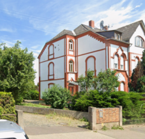 Haus zum Kaufen in Wiesbaden-Erbenheim 896.000,00 € 140 m²