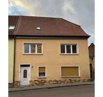 Haus zum Kaufen in Gröbzig 40.000,00 € 140 m²