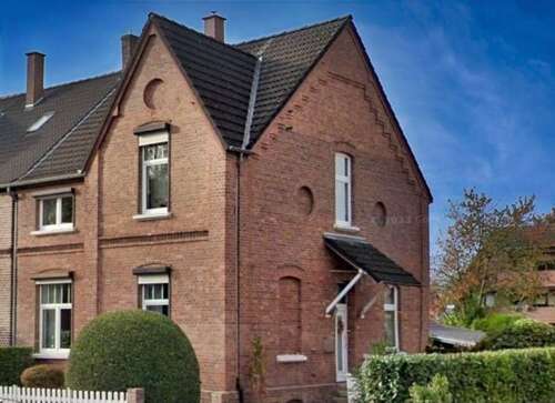 Foto - Haus zum Kaufen in Duisburg 429.000,00 € 134.69 m²