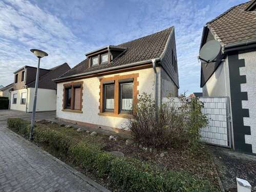 Foto - Haus zum Kaufen in Schortens Middelsfähr 99.850,00 € 108.8 m²