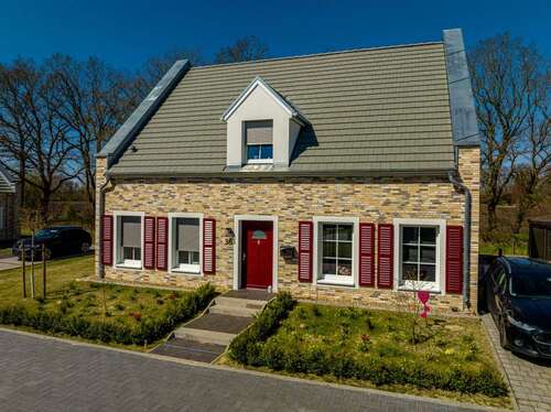 Foto - Haus zum Mieten in Elmshorn 2.300,00 € 172.55 m²