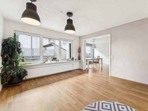 Foto - Haus zum Kaufen in Niedenstein 299.000,00 € 200 m²