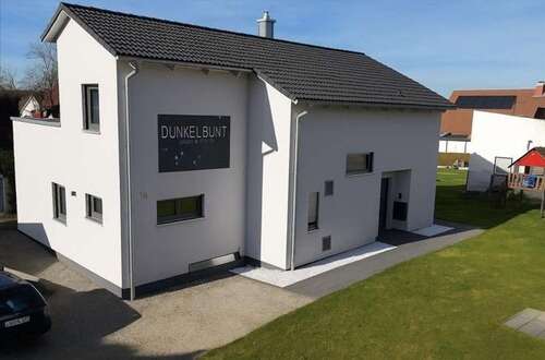 Foto - Haus zum Kaufen in Dentlein am Forst 577.000,00 € 193 m²