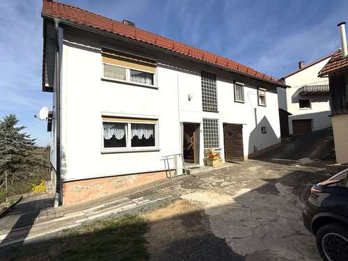 Foto - Haus zum Kaufen in Weißenbrunn 159.000,00 € 150 m²