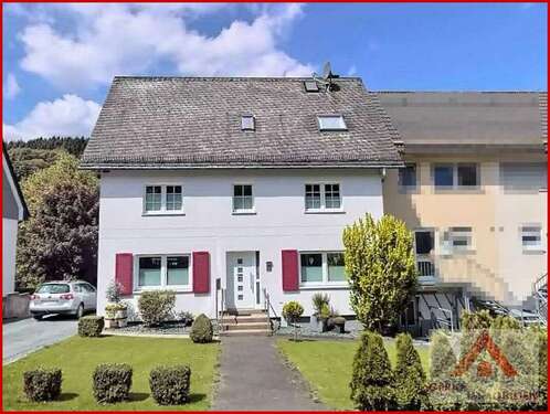 Foto - Haus zum Kaufen in Winterberg Silbach 290.000,00 € 177 m²