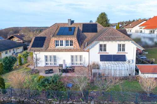 Foto - Haus zum Kaufen in Waldbrunn 793.000,00 € 444.78 m²