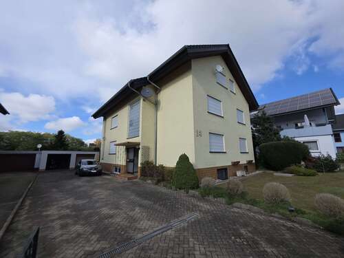 Foto - Haus zum Kaufen in Niederbühl 799.000,00 € 275 m²