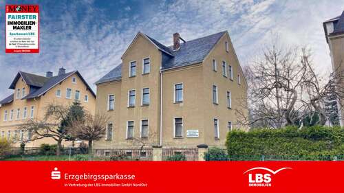 Foto - Haus zum Kaufen in Oelsnitz 58.000,00 € 325 m²