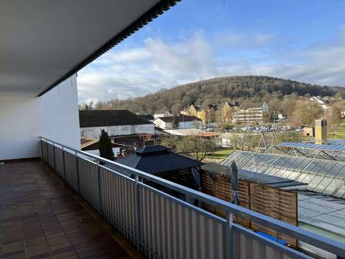 Foto - Wohnung zum Mieten in Bad Salzschlirf 660,00 € 117 m²