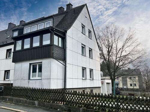 Foto - Haus zum Kaufen in Schwarzenbach a.Wald 99.000,00 € 140 m²