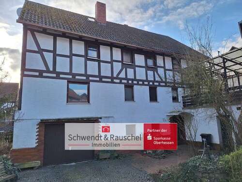 Foto - Haus zum Kaufen in Mücke 120.000,00 € 181.17 m²
