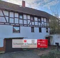 Haus zum Kaufen in Mücke 120.000,00 € 181.17 m²