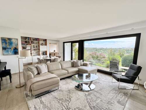 Foto - Haus zum Kaufen in Stuttgart 1.180.000,00 € 214 m²