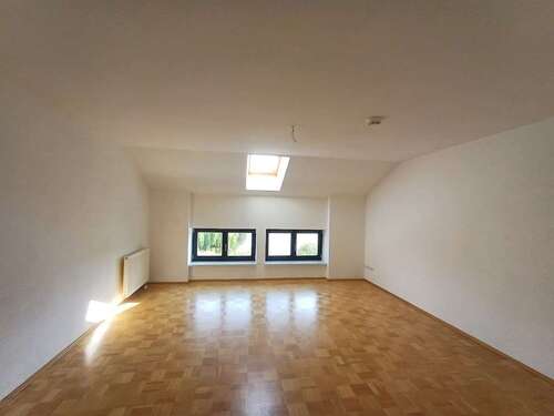 Foto - Wohnung zum Mieten in Merseburg 349,00 € 58.01 m²