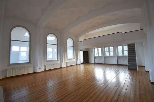 Foto - Wohnung zum Mieten in Hagen 1.400,00 € 208.79 m²