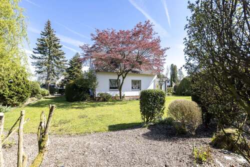 Foto - Grundstück zu verkaufen in Neuss 695.000,00 € 825 m²