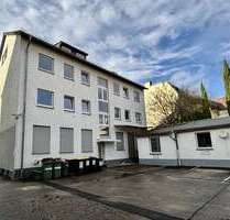 Haus zum Kaufen in Frankfurt am Main 2.300.000,00 € 526.1 m²