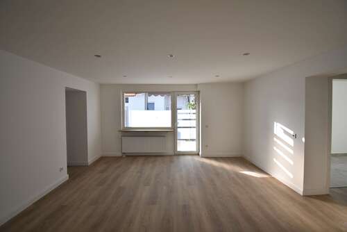 Foto - Wohnung zum Mieten in Neuss 1.245,00 € 89.78 m²