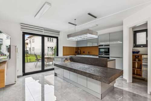 Foto - Haus zum Kaufen in Weiterstadt 965.000,00 € 210 m²