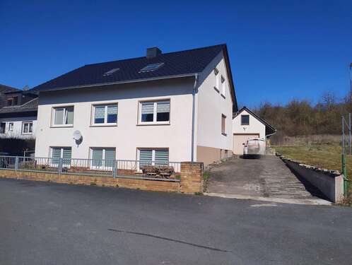 Foto - Haus zum Kaufen in Herleshausen 219.000,00 € 180 m²