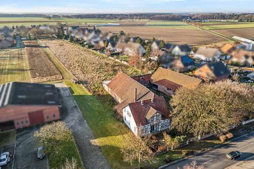Foto - Haus zum Kaufen in Lehrte 925.000,00 € 200 m²