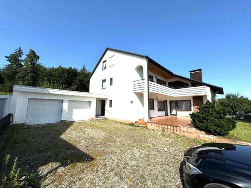 Foto - Haus zum Kaufen in Aichach 675.000,00 € 274.2 m²