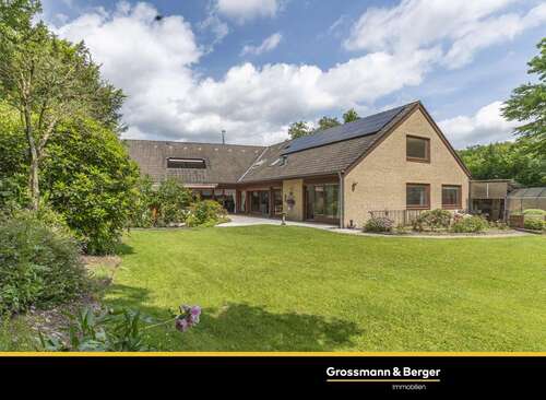Foto - Haus zum Kaufen in Schwarzenbek 895.000,00 € 467 m²