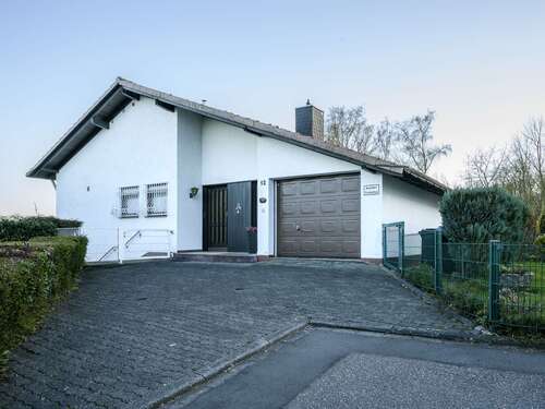 Foto - Haus zum Kaufen in Horhausen (Westerwald) 385.000,00 € 211 m²