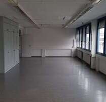 Büro in Kelsterbach 400,00 € 20.24 m²