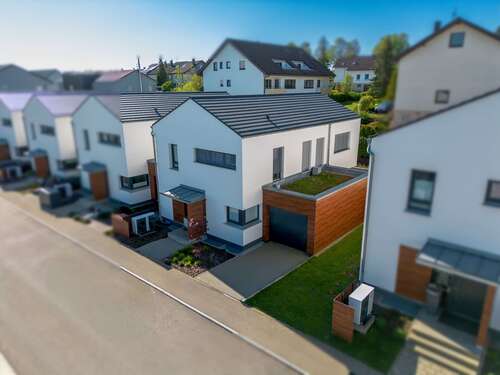 Foto - Haus zum Kaufen in Laichingen 630.000,00 € 163.8 m²