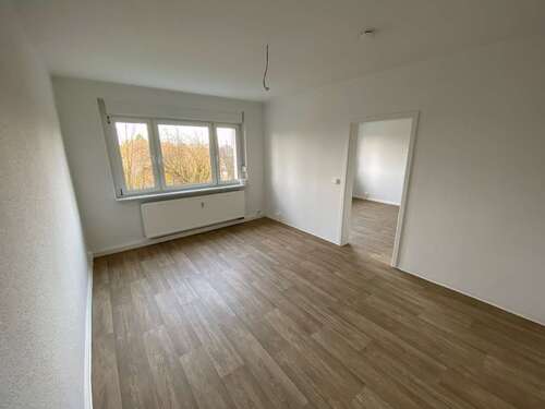 Foto - Wohnung zum Mieten in Suhl 330,00 € 44.25 m²