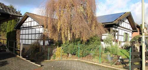 Foto - Haus zum Kaufen in Lindlar 650.000,00 € 204 m²