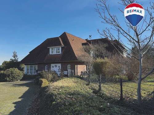 Foto - Haus zum Mieten in Embsen 2.800,00 € 270 m²