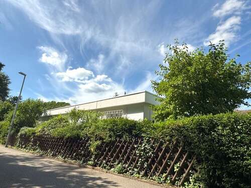 Foto - Haus zum Kaufen in Merzhausen 1.100.000,00 € 177 m²