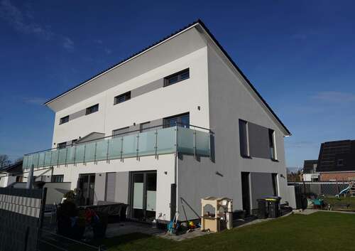 Foto - Haus zum Mieten in Uetze Dollbergen 1.280,00 € 141 m²