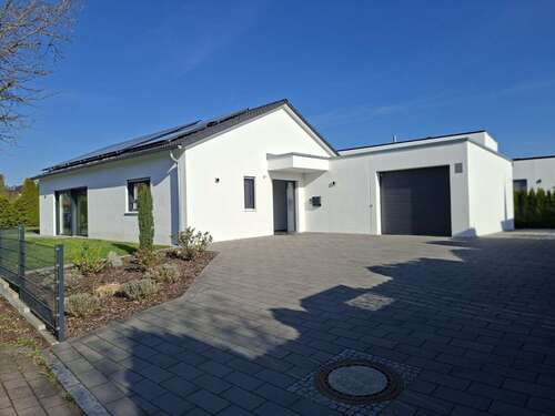 Foto - Haus zum Kaufen in Bachhagel Burghagel 585.000,00 € 94.87 m²