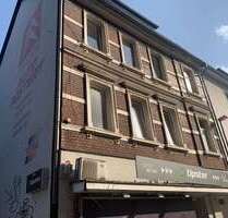 Haus zum Kaufen in Oberhause 359.000,00 € 245 m²