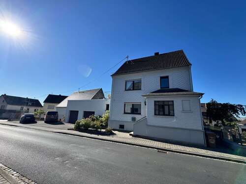 Foto - Haus zum Kaufen in Ruppach-Goldhausen 249.000,00 € 155 m²