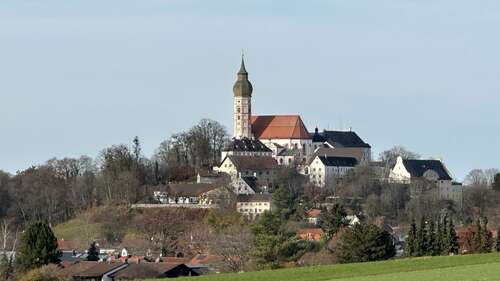 Foto - Haus zum Kaufen in Andechs-Erling 1.100.000,00 € 190 m²