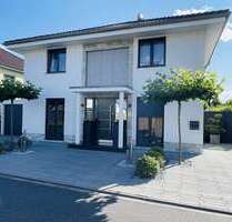 Haus zum Kaufen in Krefeld 889.000,00 € 166 m²