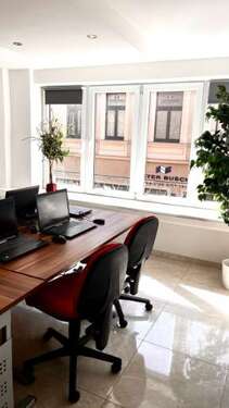 Foto - Büro in Neuss 1.000,00 € 90 m² - 1.000,00&nbsp;EUR Kaltmiete, ca.&nbsp; 90,00&nbsp;m&sup2;