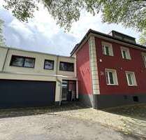 Haus zum Mieten in Essen 2.600,00 € 250 m²