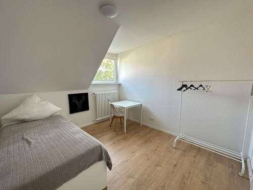 Foto - WG-Zimmer in Düsseldorf 700,00 € 14 m²